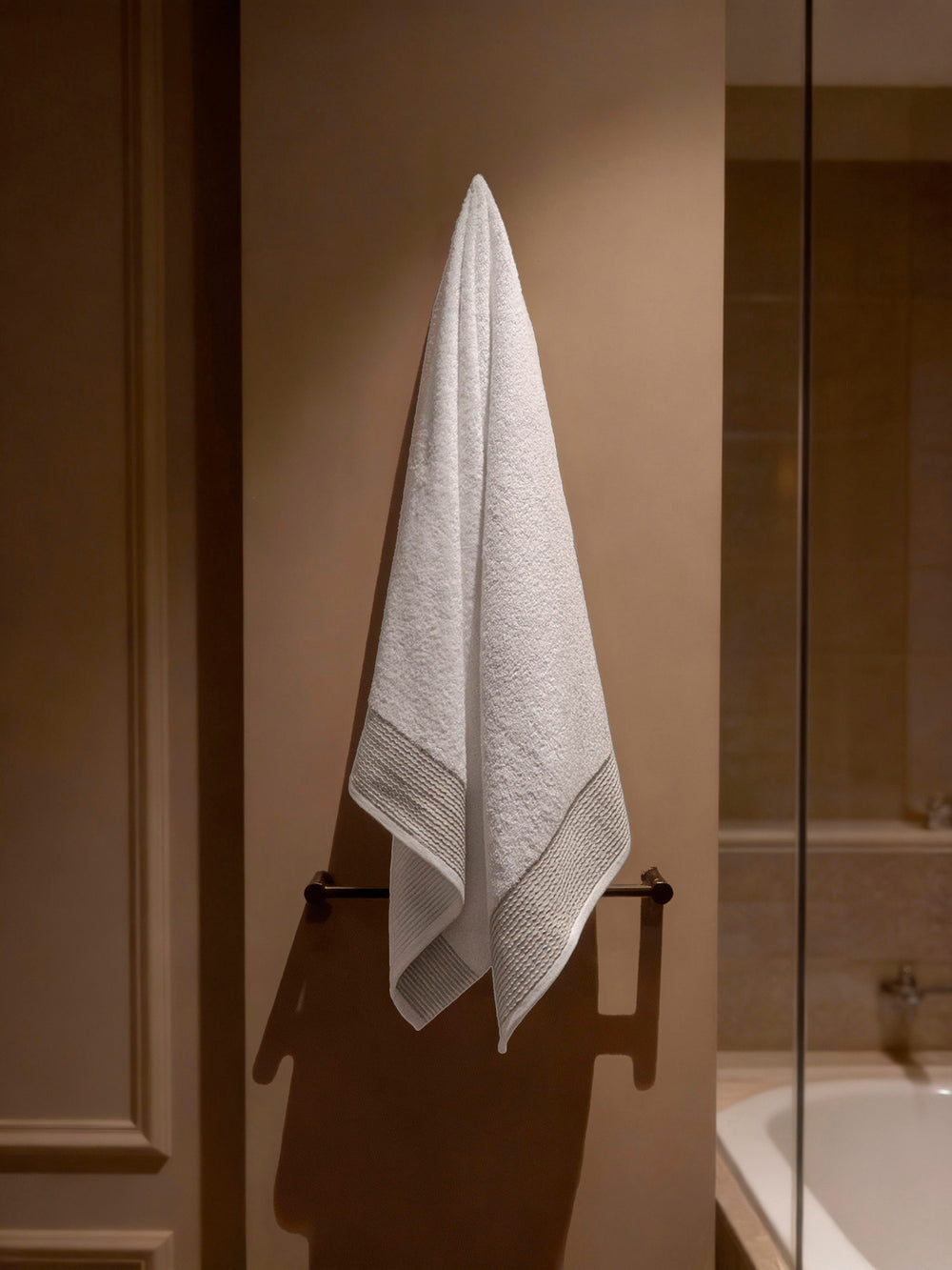 Toalla Polystripe Blanca 550 Gsm De Hotel Xperience